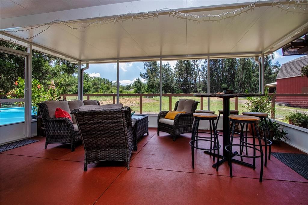 合同活跃: $499,500 (3 贝兹, 2 浴室, 1704 平方英尺)