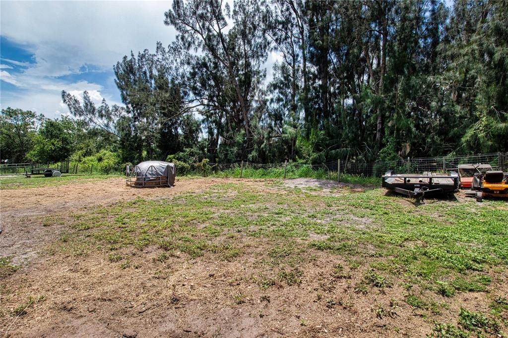 合同活跃: $499,500 (3 贝兹, 2 浴室, 1704 平方英尺)