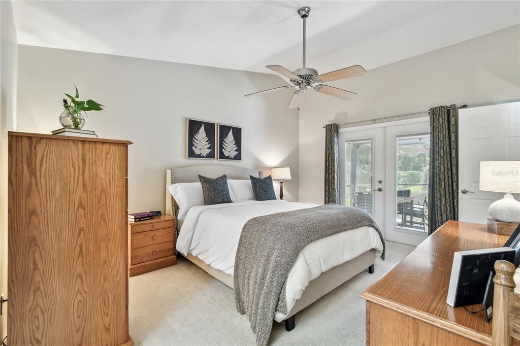 For Sale: $819,000 (5 beds, 3 baths, 2610 Square Feet)