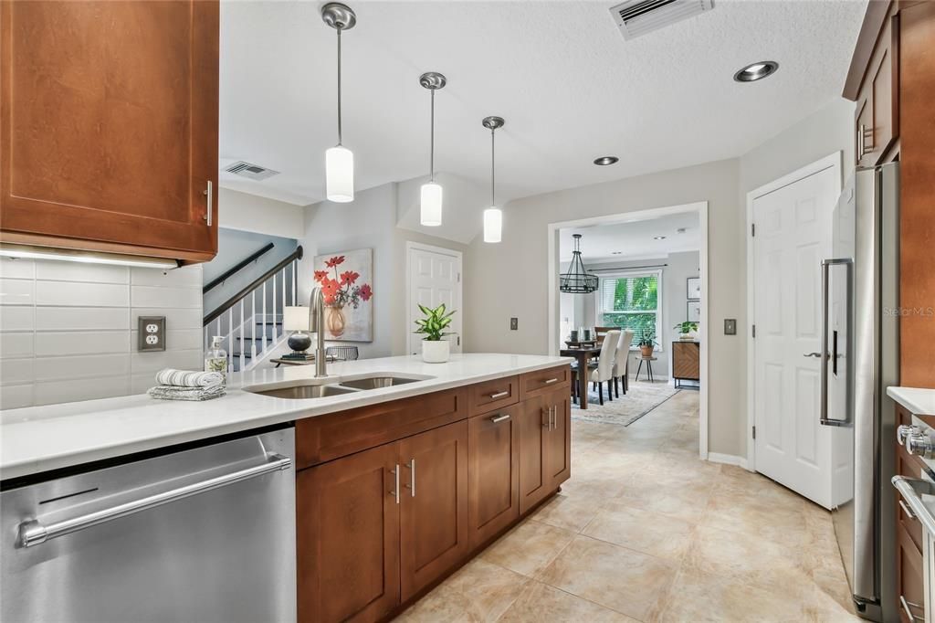 For Sale: $819,000 (5 beds, 3 baths, 2610 Square Feet)