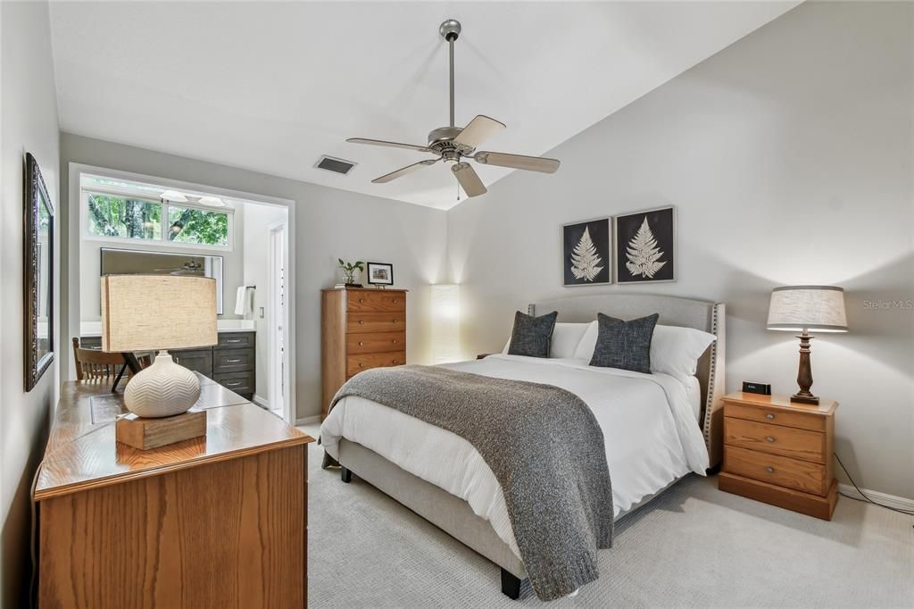 For Sale: $819,000 (5 beds, 3 baths, 2610 Square Feet)