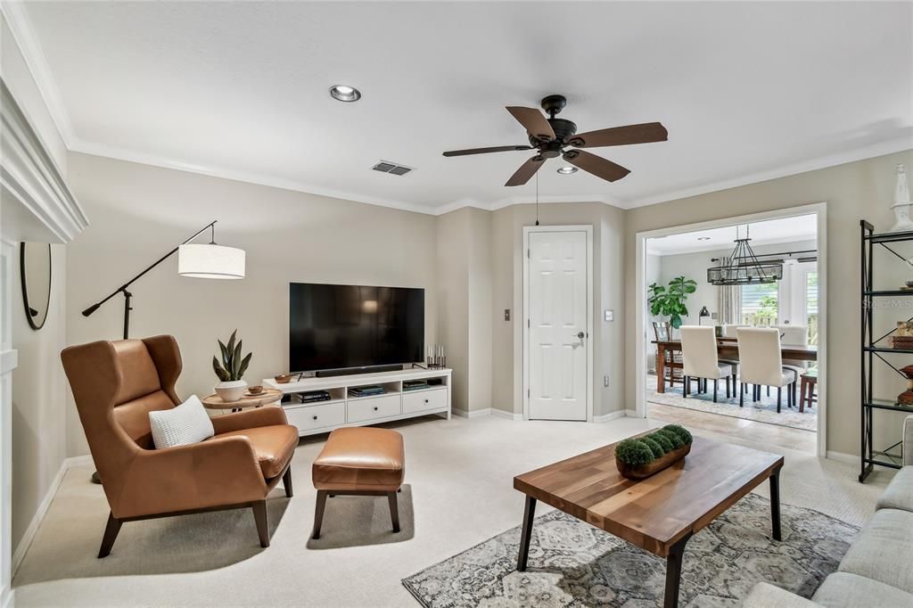 For Sale: $819,000 (5 beds, 3 baths, 2610 Square Feet)