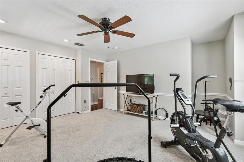 For Sale: $819,000 (5 beds, 3 baths, 2610 Square Feet)