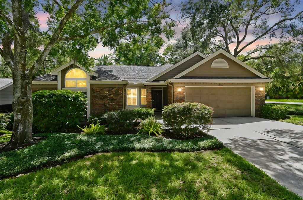 For Sale: $819,000 (5 beds, 3 baths, 2610 Square Feet)