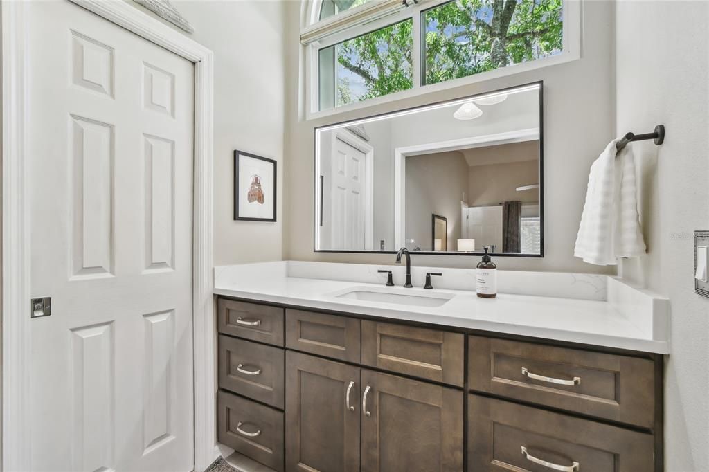 For Sale: $819,000 (5 beds, 3 baths, 2610 Square Feet)