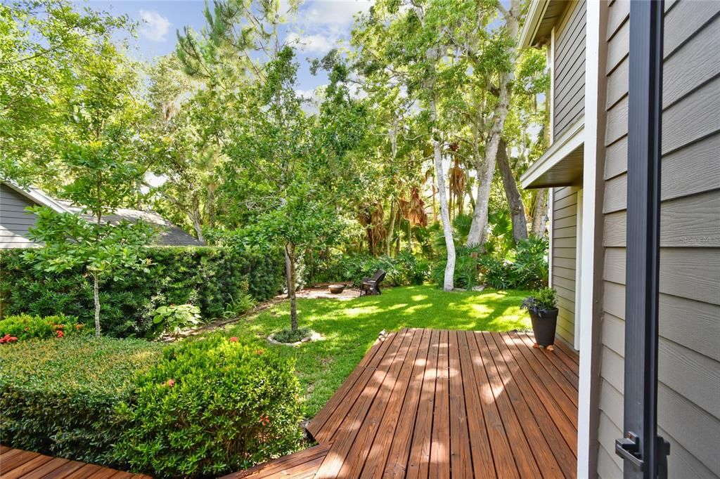 For Sale: $819,000 (5 beds, 3 baths, 2610 Square Feet)