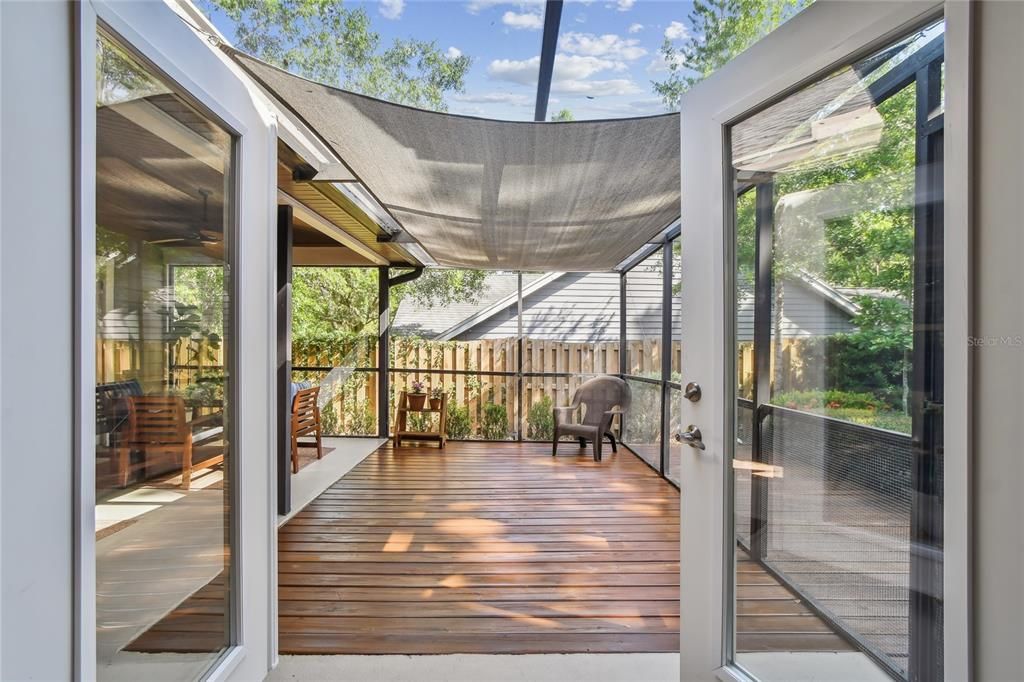 For Sale: $819,000 (5 beds, 3 baths, 2610 Square Feet)