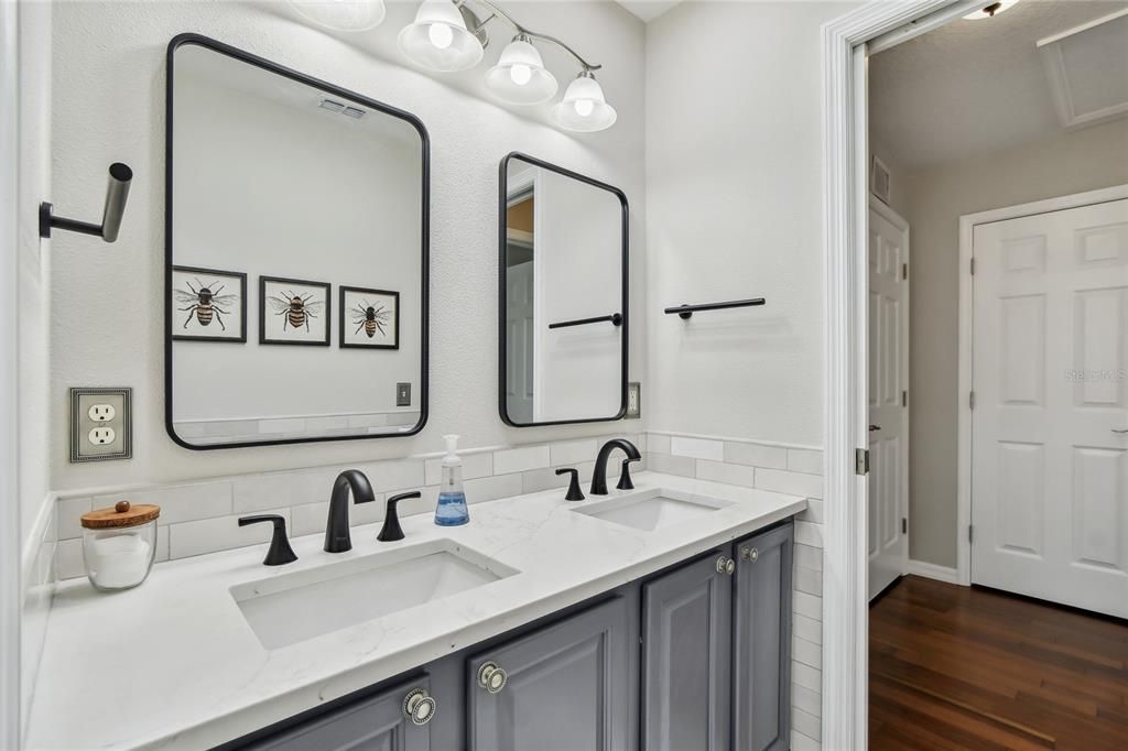 For Sale: $819,000 (5 beds, 3 baths, 2610 Square Feet)