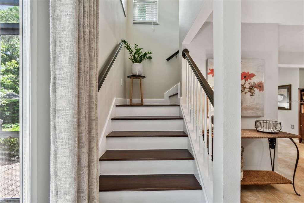 For Sale: $819,000 (5 beds, 3 baths, 2610 Square Feet)