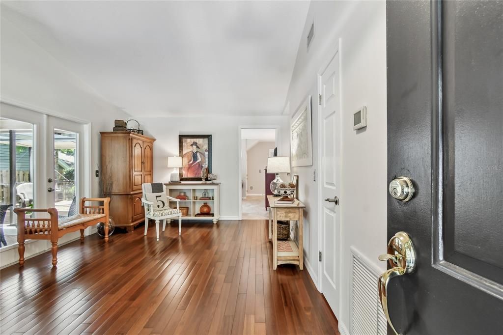 For Sale: $819,000 (5 beds, 3 baths, 2610 Square Feet)