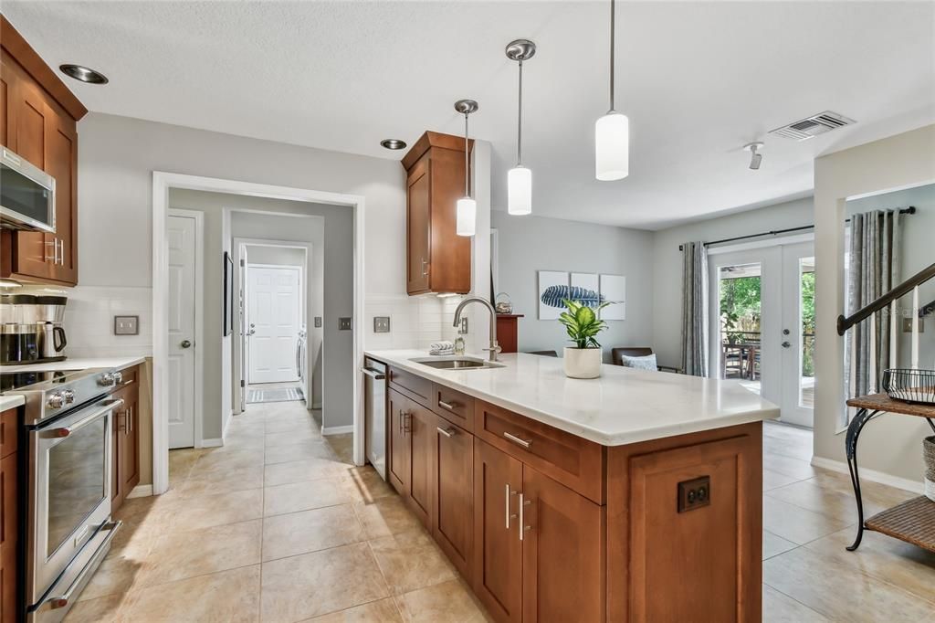 For Sale: $819,000 (5 beds, 3 baths, 2610 Square Feet)