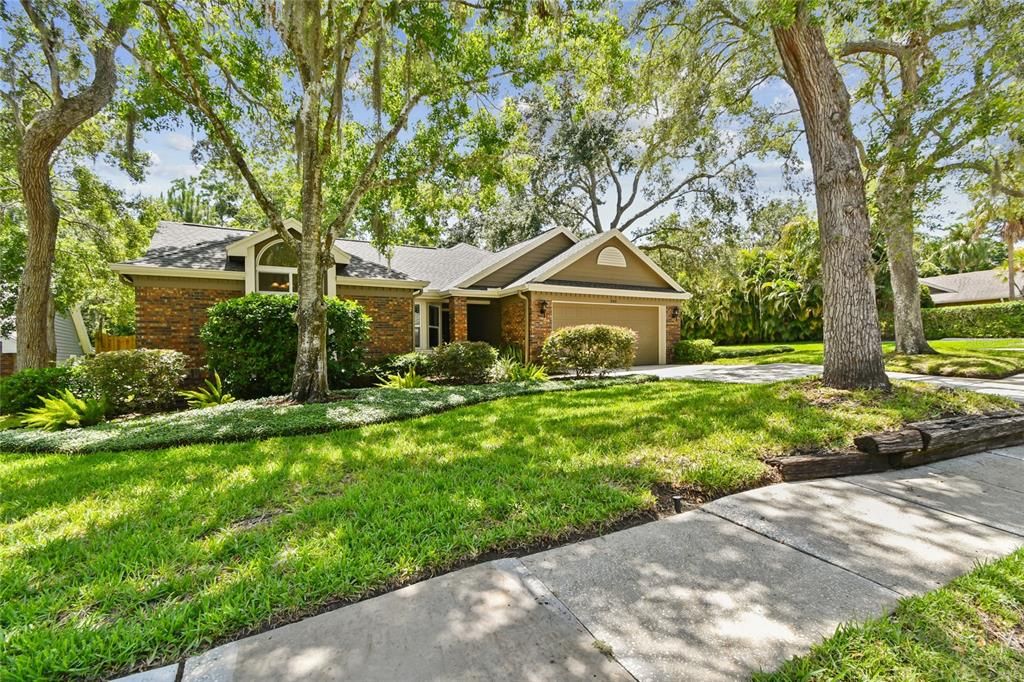 For Sale: $819,000 (5 beds, 3 baths, 2610 Square Feet)