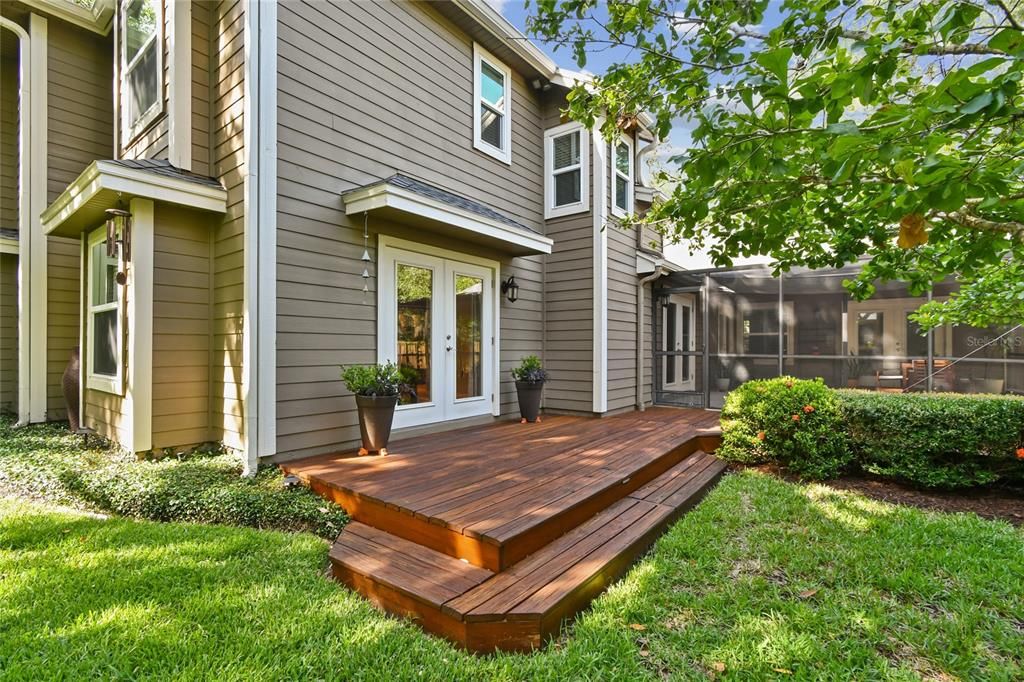 For Sale: $819,000 (5 beds, 3 baths, 2610 Square Feet)