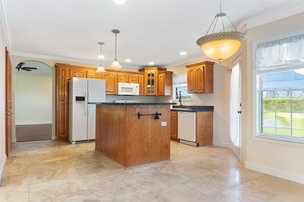 待售: $399,000 (3 贝兹, 2 浴室, 1717 平方英尺)