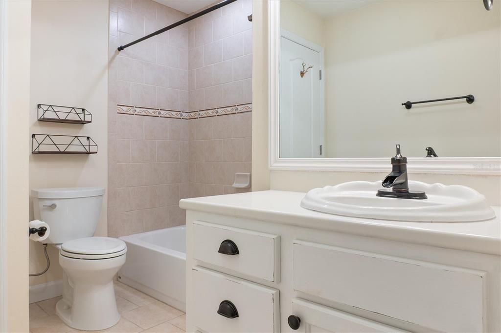 待售: $399,000 (3 贝兹, 2 浴室, 1717 平方英尺)