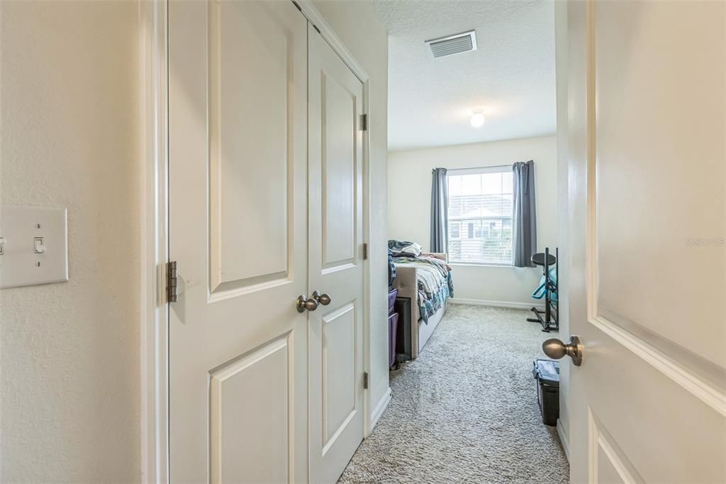 For Sale: $289,000 (3 beds, 2 baths, 1707 Square Feet)