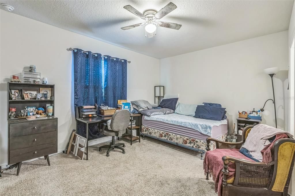 For Sale: $289,000 (3 beds, 2 baths, 1707 Square Feet)