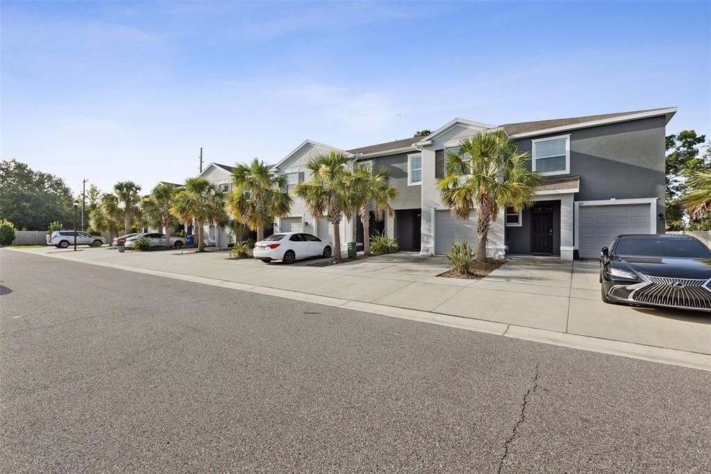 For Sale: $289,000 (3 beds, 2 baths, 1707 Square Feet)