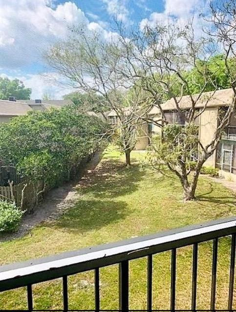 Activo con contrato: $1,600 (3 camas, 2 baños, 1187 Pies cuadrados)