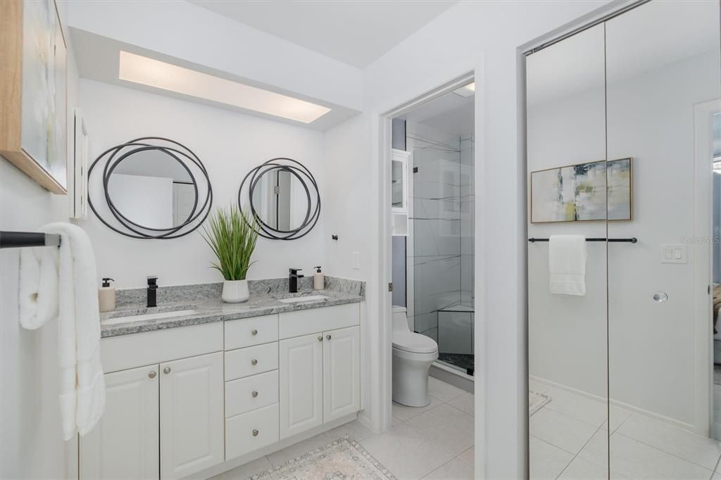 For Sale: $415,000 (2 beds, 2 baths, 1197 Square Feet)