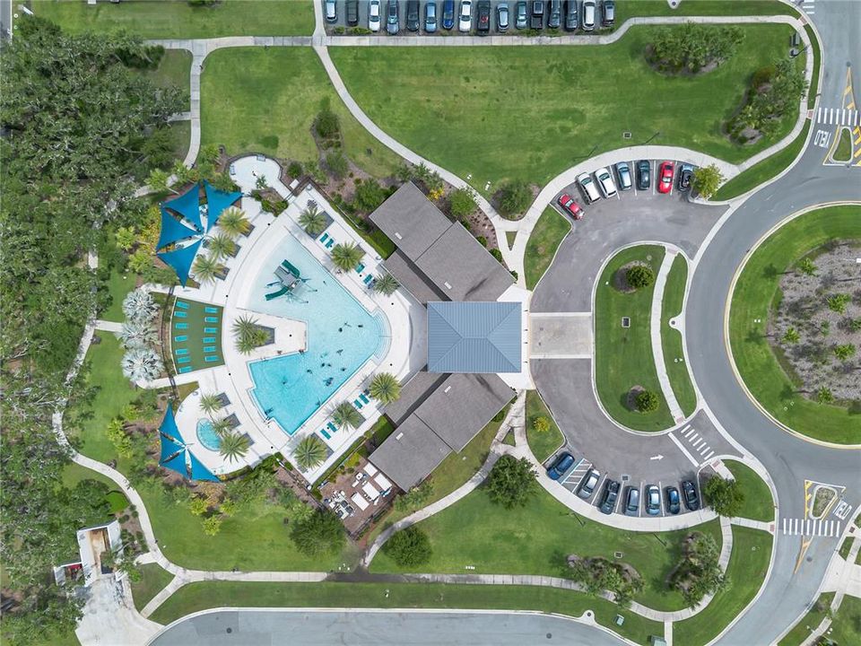 合同活跃: $1,550,000 (15 贝兹, 15 浴室, 6557 平方英尺)