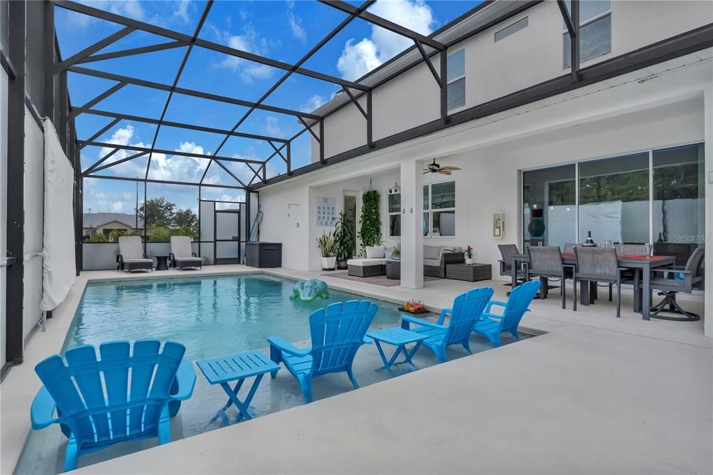 合同活跃: $1,550,000 (15 贝兹, 15 浴室, 6557 平方英尺)