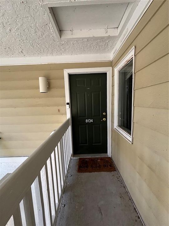 For Sale: $105,000 (2 beds, 2 baths, 885 Square Feet)