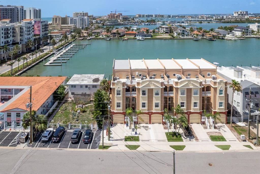 En Venta: $1,699,900 (3 camas, 2 baños, 3340 Pies cuadrados)