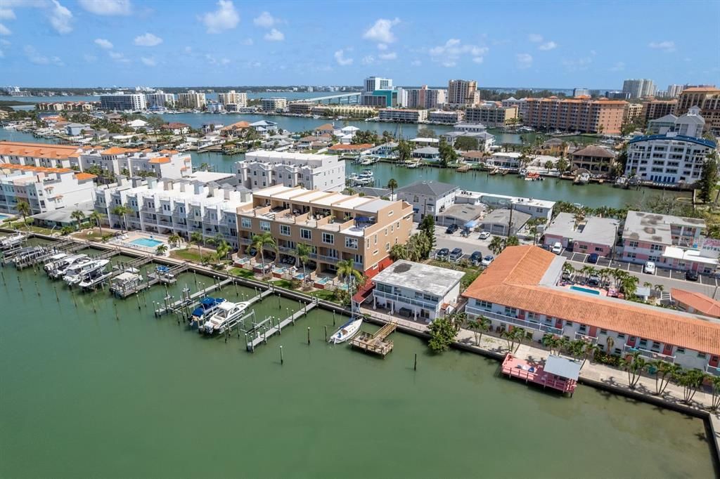 En Venta: $1,699,900 (3 camas, 2 baños, 3340 Pies cuadrados)