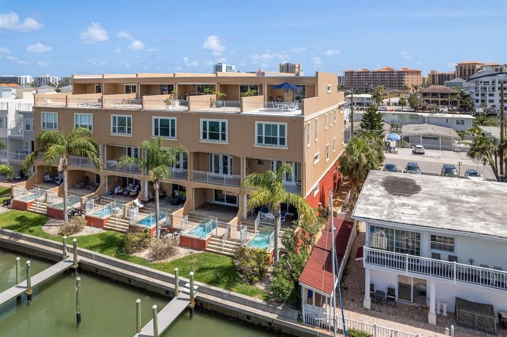 En Venta: $1,699,900 (3 camas, 2 baños, 3340 Pies cuadrados)