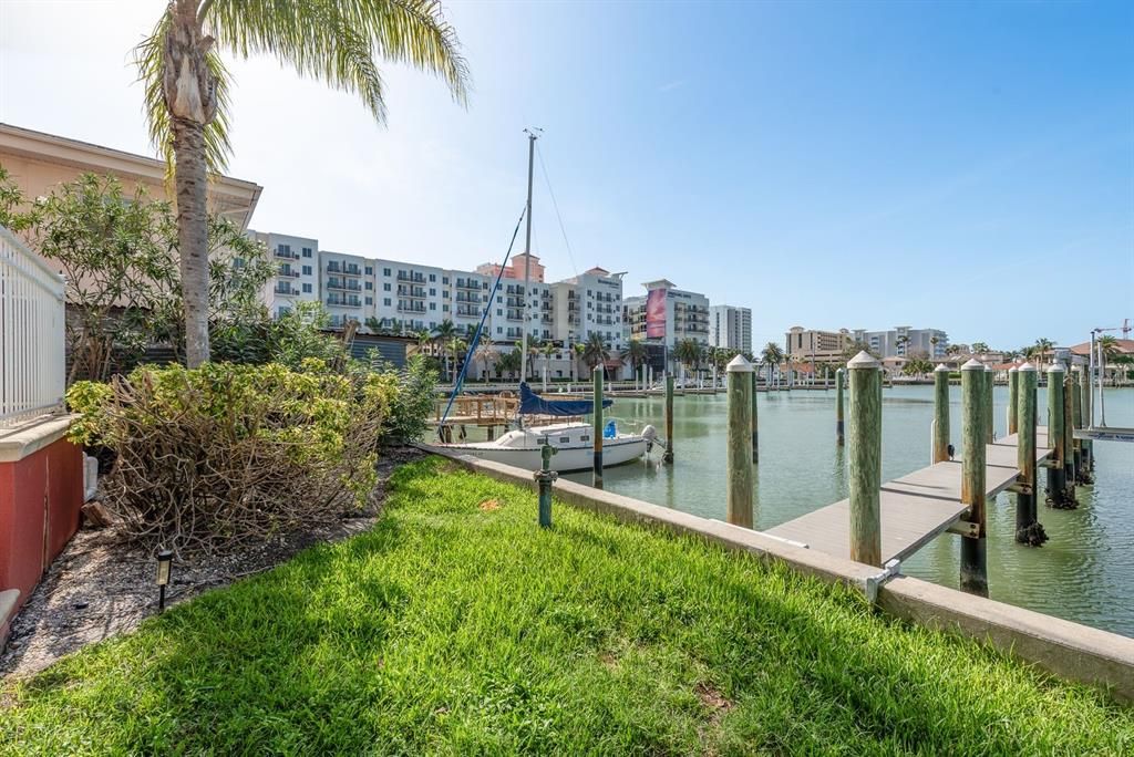 En Venta: $1,699,900 (3 camas, 2 baños, 3340 Pies cuadrados)