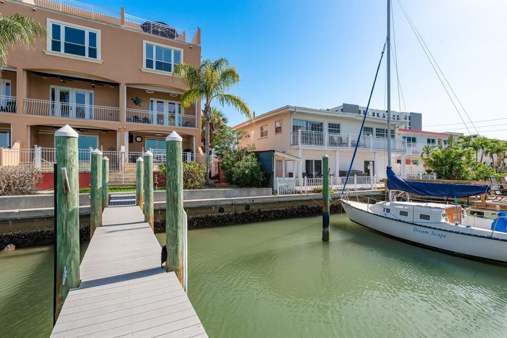 En Venta: $1,699,900 (3 camas, 2 baños, 3340 Pies cuadrados)