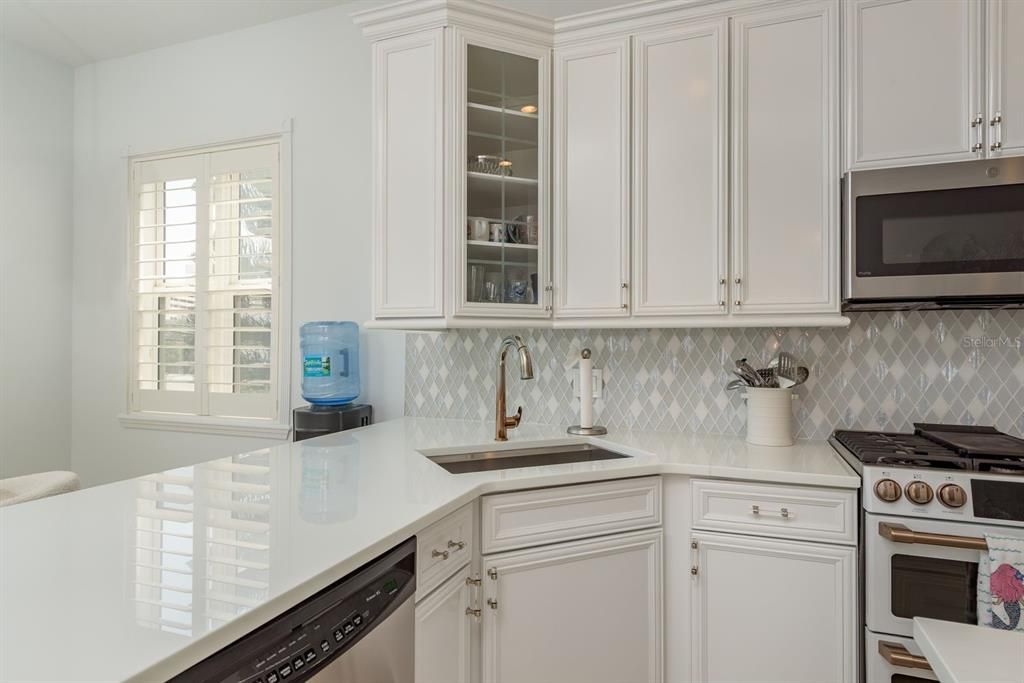 En Venta: $1,699,900 (3 camas, 2 baños, 3340 Pies cuadrados)