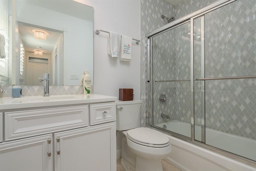 En Venta: $1,699,900 (3 camas, 2 baños, 3340 Pies cuadrados)