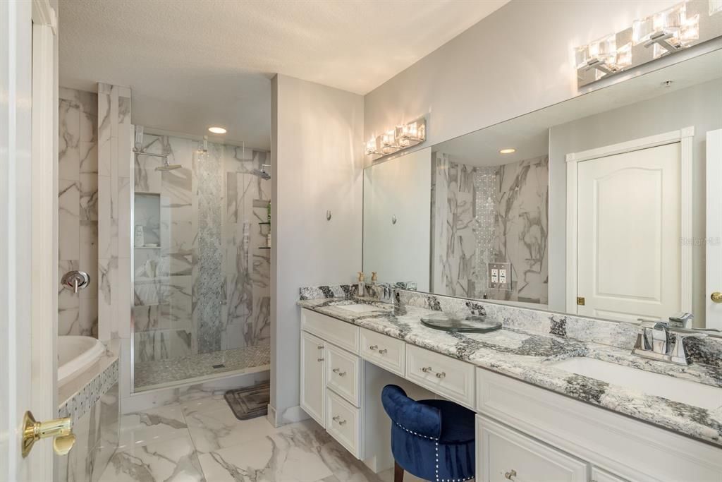 En Venta: $1,699,900 (3 camas, 2 baños, 3340 Pies cuadrados)