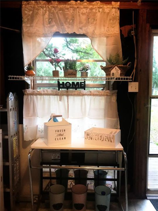 For Sale: $165,000 (2 beds, 2 baths, 1104 Square Feet)