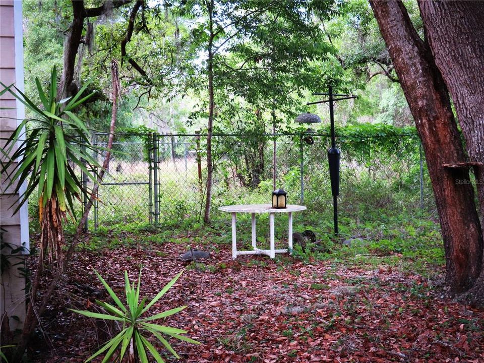 For Sale: $165,000 (2 beds, 2 baths, 1104 Square Feet)