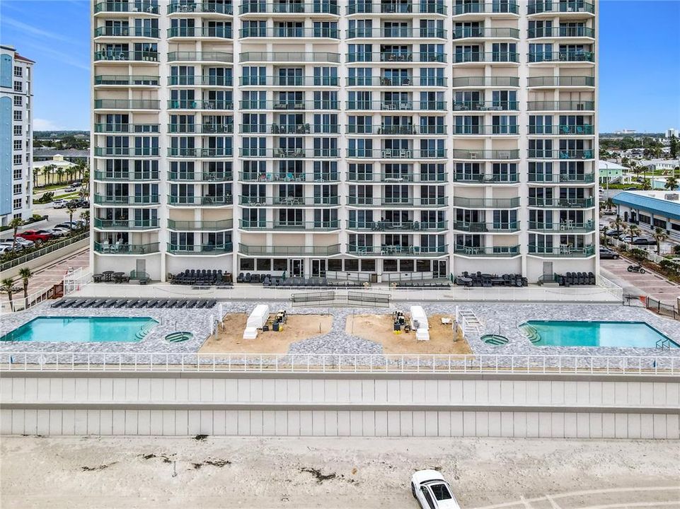 For Sale: $650,000 (3 beds, 3 baths, 2140 Square Feet)