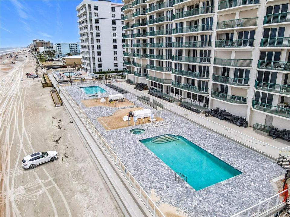 For Sale: $650,000 (3 beds, 3 baths, 2140 Square Feet)