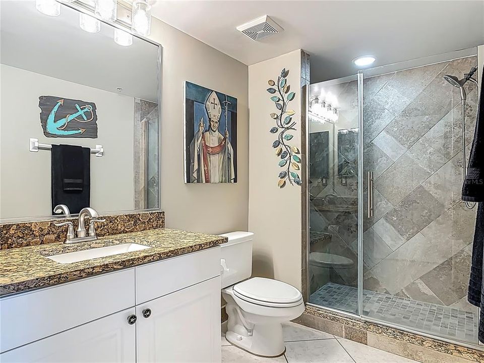 For Sale: $650,000 (3 beds, 3 baths, 2140 Square Feet)