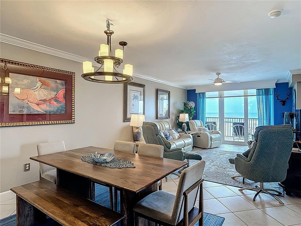 For Sale: $650,000 (3 beds, 3 baths, 2140 Square Feet)