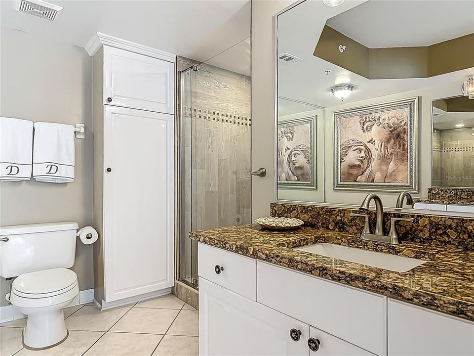 For Sale: $650,000 (3 beds, 3 baths, 2140 Square Feet)