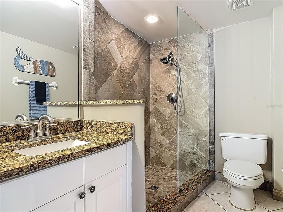 For Sale: $650,000 (3 beds, 3 baths, 2140 Square Feet)