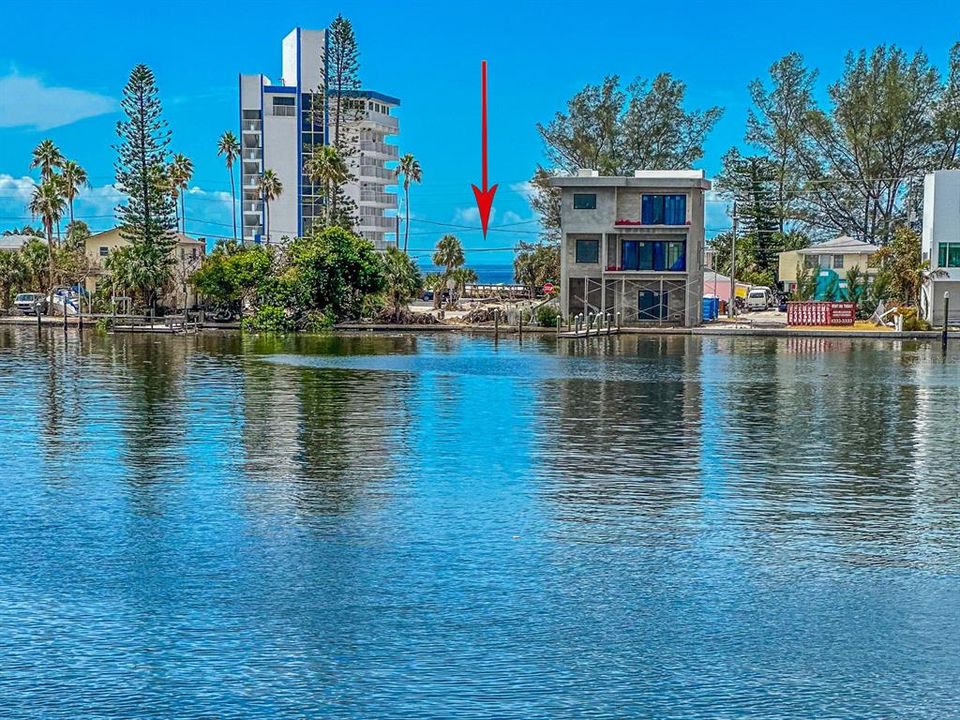 待售: $1,500,000 (0.24 acres)