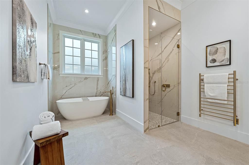 For Sale: $3,825,000 (5 beds, 5 baths, 4055 Square Feet)