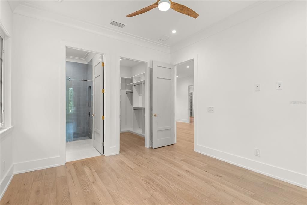 For Sale: $3,825,000 (5 beds, 5 baths, 4055 Square Feet)