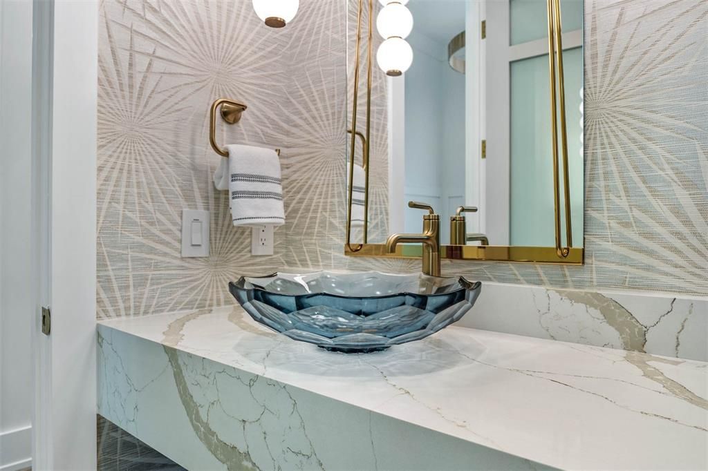 For Sale: $3,825,000 (5 beds, 5 baths, 4055 Square Feet)