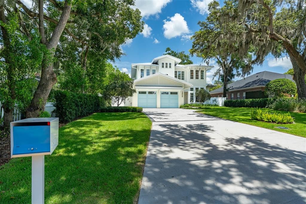 For Sale: $3,825,000 (5 beds, 5 baths, 4055 Square Feet)