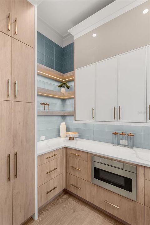 For Sale: $3,825,000 (5 beds, 5 baths, 4055 Square Feet)