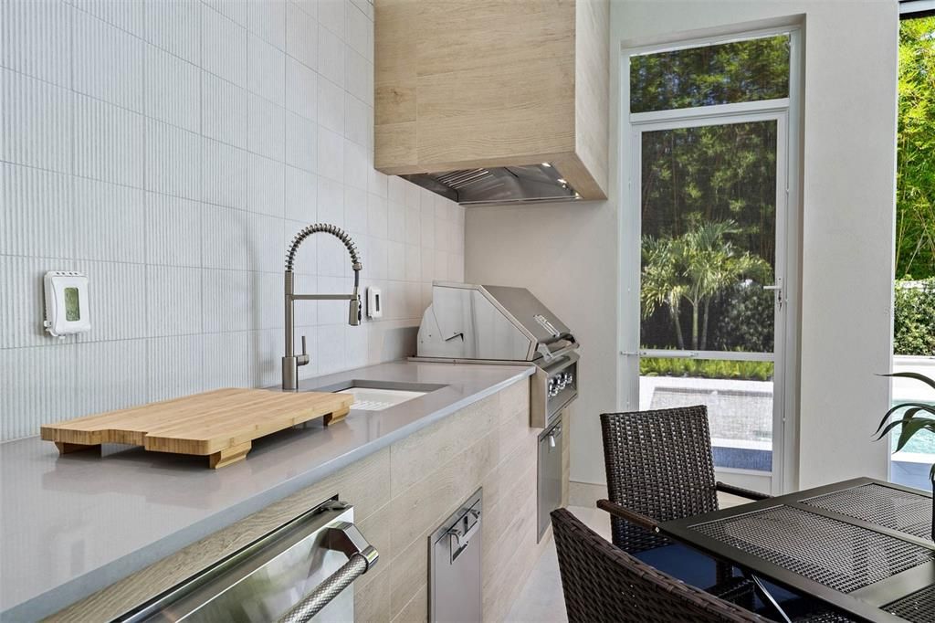 For Sale: $3,825,000 (5 beds, 5 baths, 4055 Square Feet)